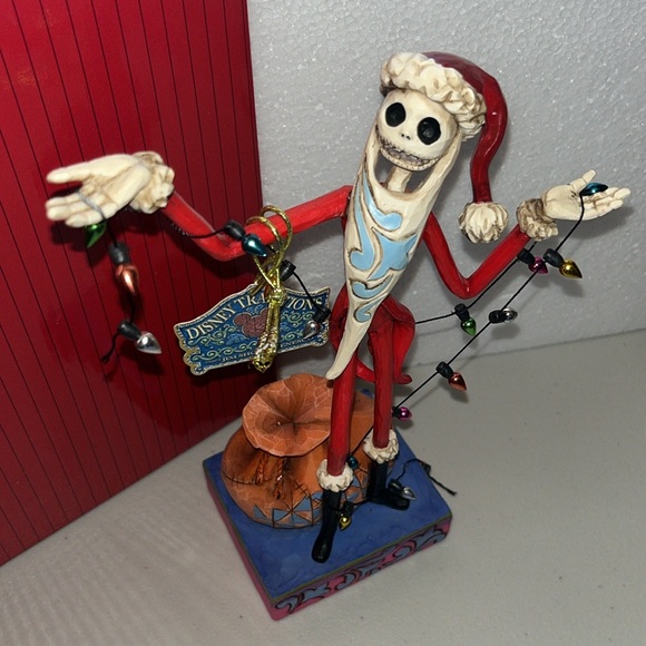 Jim shore wrapped up in Christmas spirit Jack Skellington figurine - Picture 3 of 17